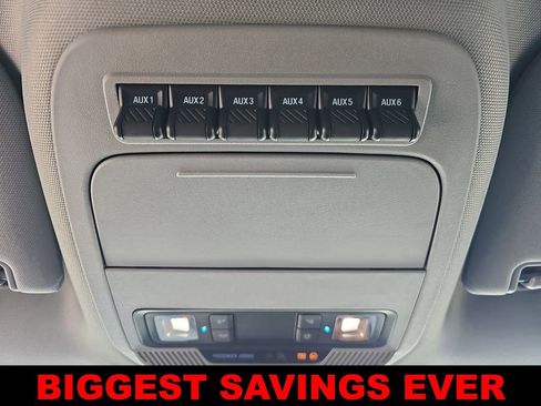 New 2025 Ford F550 2WD Regular Cab Super Duty image 31