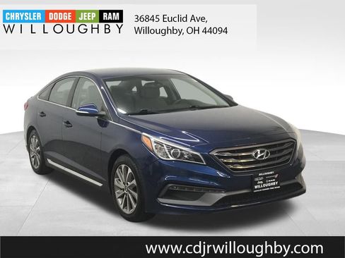 Used 2017 Hyundai Sonata Sport w/ Cargo Package image 3