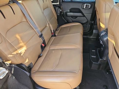 Used 2023 Jeep Wrangler Sahara w/ Cold Weather Group image 19