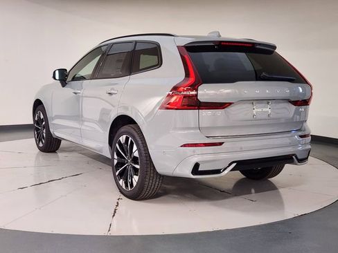 New 2026 Volvo XC60 B5 Plus w/ Protection Package Premier AWD/4WD image 6
