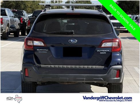 Used 2018 Subaru Outback 3.6R Touring w/ Popular Package #3 AWD/4WD image 5