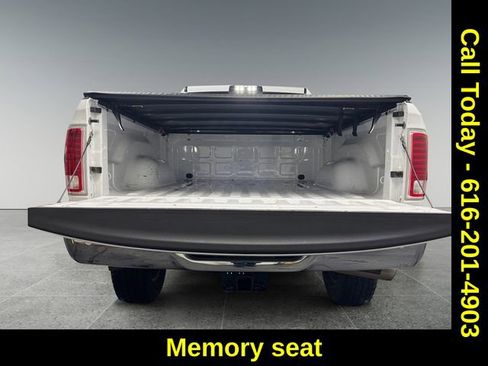 Used 2018 RAM 2500 Laramie w/ Protection Group image 13