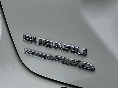 Used 2024 Subaru Crosstrek 2.0i Premium AWD/4WD image 27