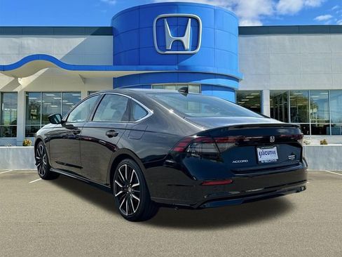New 2026 Honda Accord Touring image 4