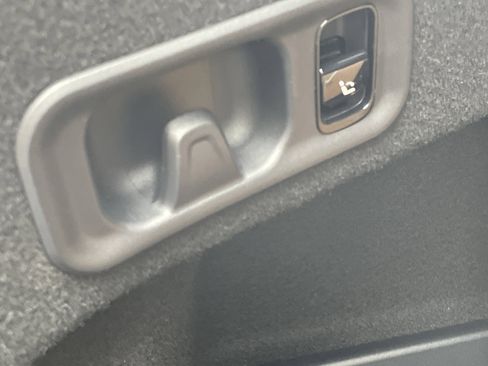 New 2026 Mercedes-Benz E 53 AMG e 4MATIC Sedan image 10