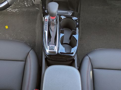 New 2026 Chevrolet Trax RS w/ Sunroof Package image 6