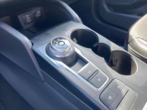 Used 2025 Ford Escape ST-Line image 26