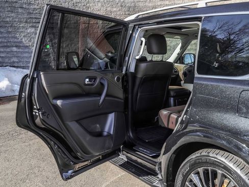 Used 2023 INFINITI QX80 Premium Select w/ Cargo Package image 20