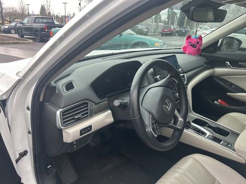 Used 2019 Honda Accord EX-L image 4