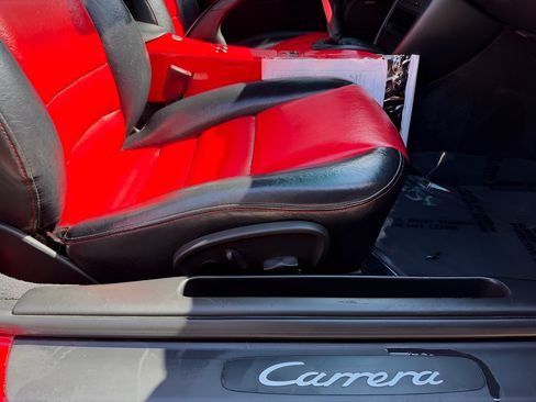 Used 2004 Porsche 911 Carrera RWD image 24