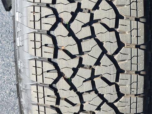 Used 2021 Chevrolet Silverado 1500 RST image 13