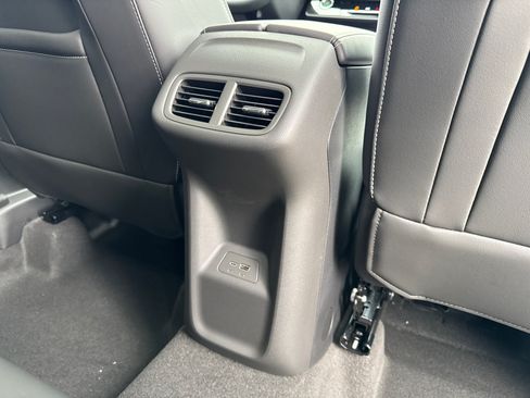 Used 2026 Buick Envision Sport Touring AWD/4WD image 19