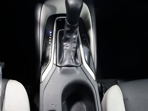 Used 2025 Toyota Corolla LE w/ LE Premium Package image 34