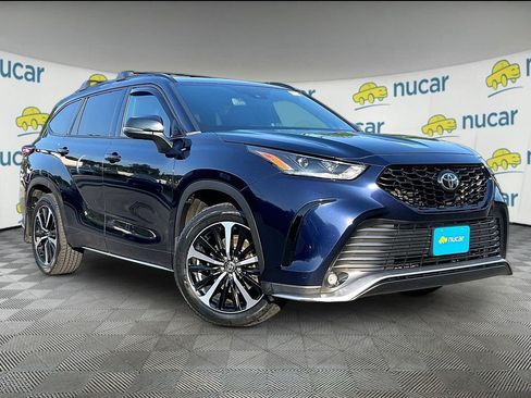 Used 2021 Toyota Highlander XSE AWD/4WD image 1