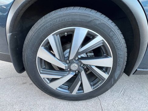 Used 2015 Nissan Murano Platinum w/ Platinum Technology Package AWD/4WD image 11