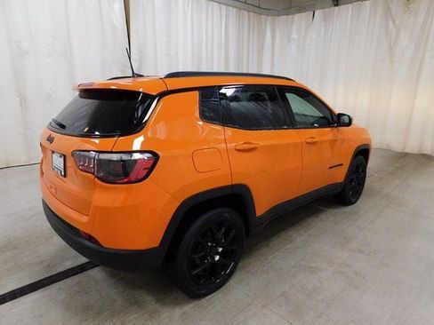 New 2026 Jeep Compass Latitude image 17