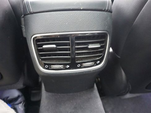 Used 2016 Kia K900 Luxury w/ Luxury VIP Package image 17