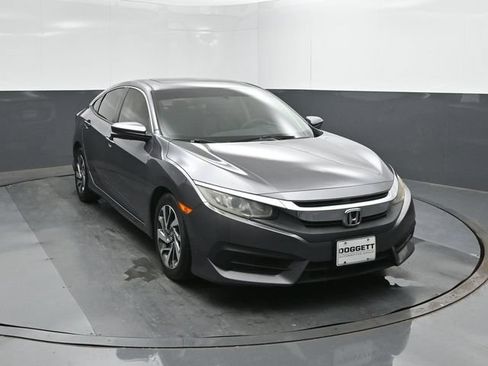 Used 2018 Honda Civic EX image 17