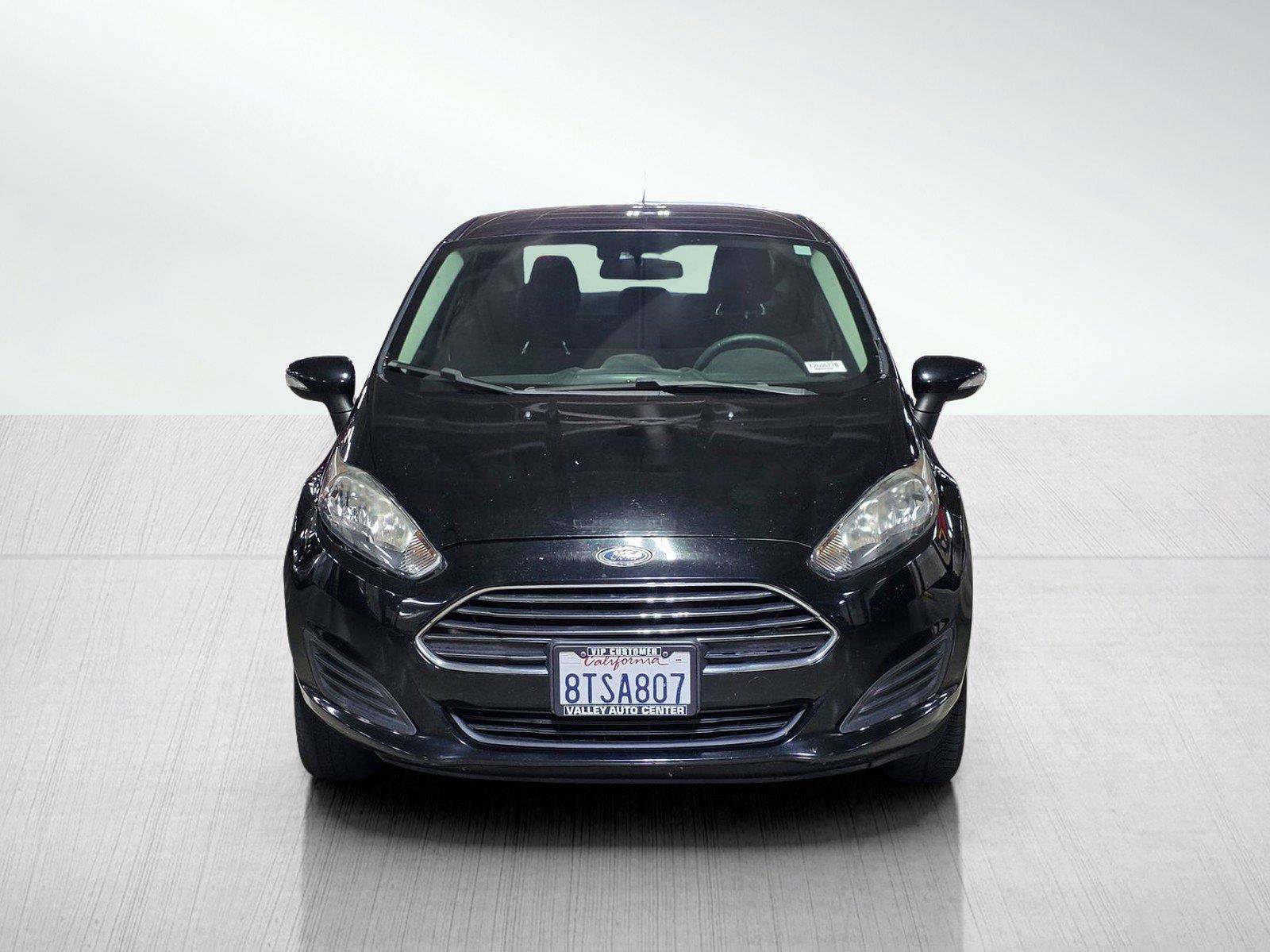 Used 2016 Ford Fiesta SE FWD image 2