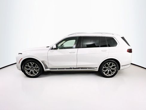 Used 2024 BMW X7 xDrive40i image 4