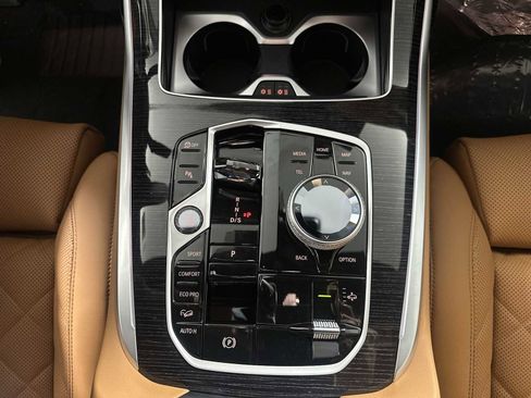 New 2026 BMW X7 xDrive40i image 17