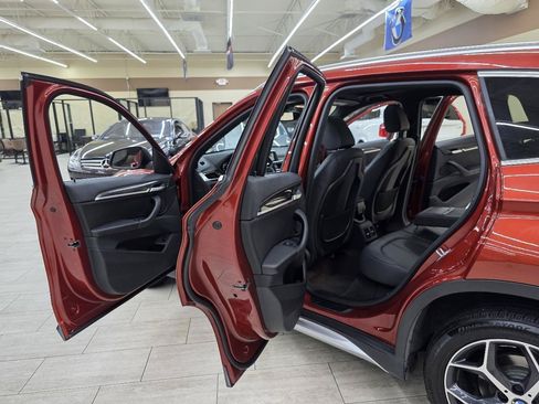 Used 2018 BMW X1 sDrive28i w/ Convenience Package FWD image 17