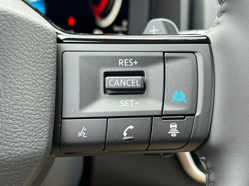 New 2026 Nissan Rogue Platinum AWD/4WD image 18