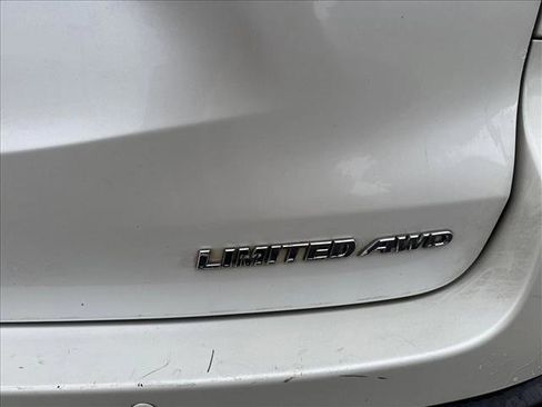 Used 2015 Toyota Highlander Limited Platinum image 3