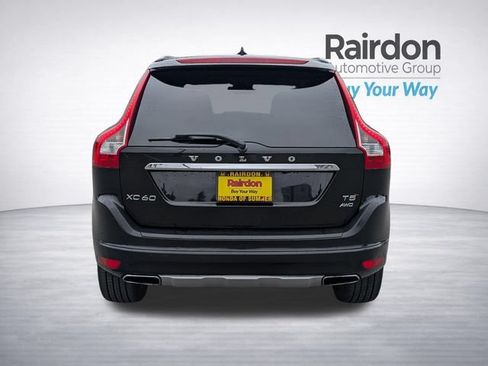 Used 2016 Volvo XC60 T5 Premier w/ Proximity Package AWD/4WD image 6