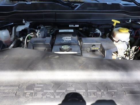 Used 2020 RAM 3500 Laramie AWD/4WD image 39