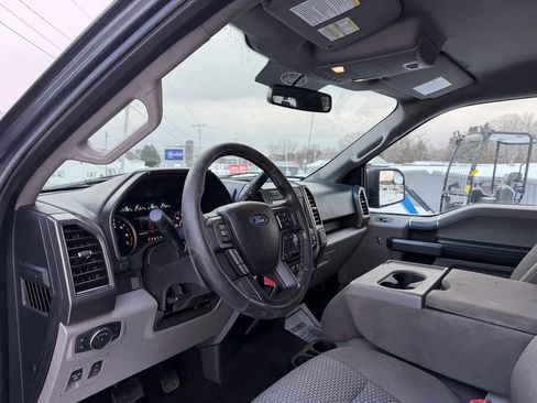 Used 2018 Ford F150 XLT w/ Equipment Group 302A Luxury image 8