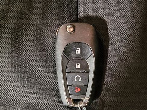 Used 2020 Chevrolet Trax LT FWD image 32