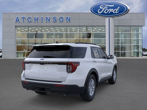Used 2026 Ford Explorer Active image 8