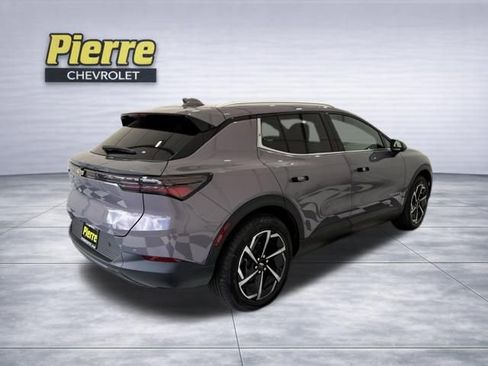 New 2026 Chevrolet Equinox EV LT image 6