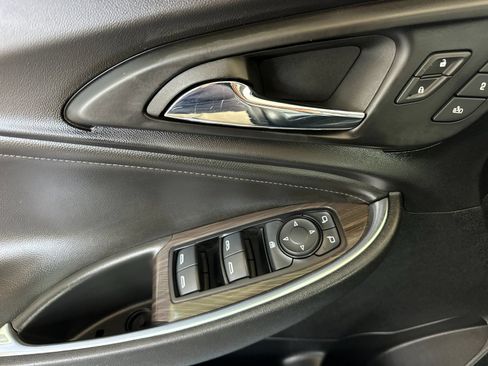 Used 2024 Chevrolet Malibu LT FWD image 10