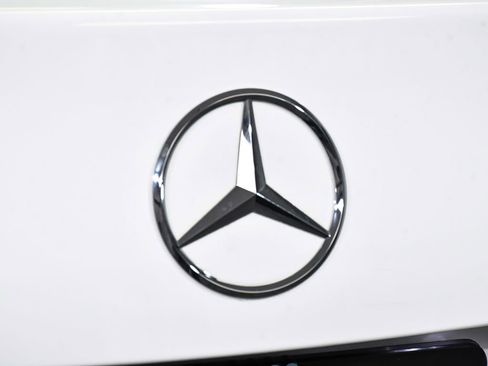 Used 2025 Mercedes-Benz C 300 4MATIC Sedan image 79