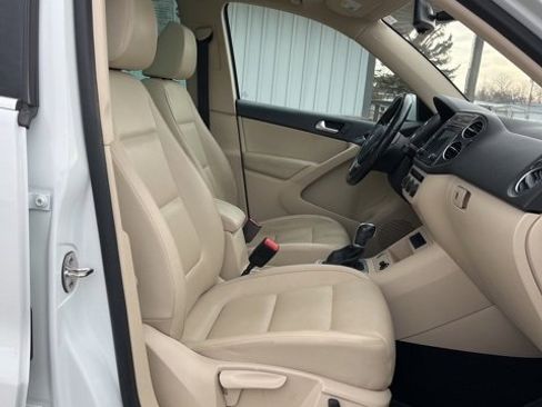 Used 2017 Volkswagen Tiguan Wolfsburg Edition image 31