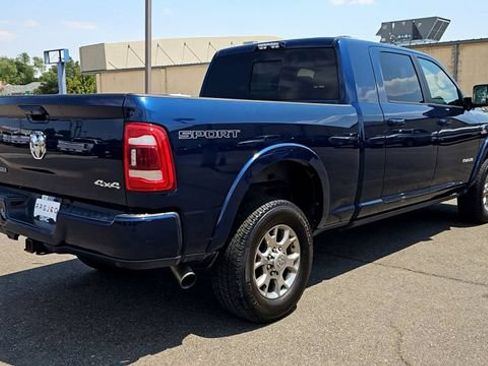 Used 2019 RAM 2500 Laramie AWD/4WD image 9