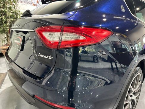 Used 2019 Maserati Levante S GranSport AWD/4WD image 35