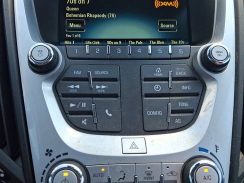 Used 2016 Chevrolet Equinox LT w/ Convenience Package AWD/4WD image 17