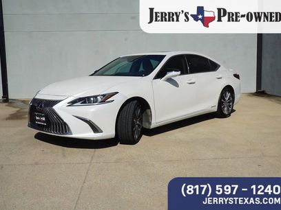 Used 2021 Lexus ES 300h w/ Premium Package