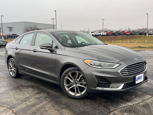 Used 2019 Ford Fusion SEL image 5