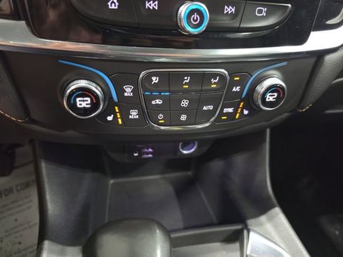 Used 2021 Chevrolet Traverse RS w/ LPO, Floor Liner Package AWD/4WD image 15