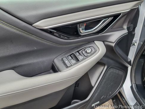 Certified 2025 Subaru Outback Onyx Edition image 14