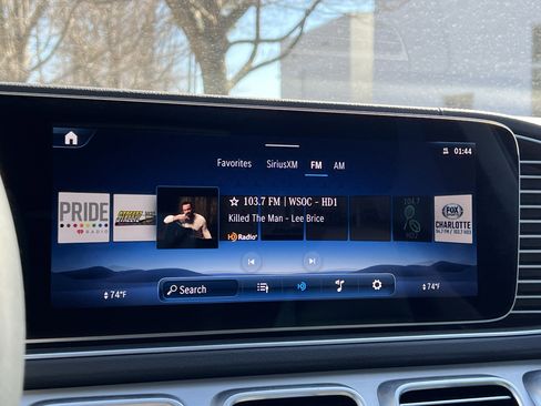 Used 2025 Mercedes-Benz GLE 350 4MATIC image 23