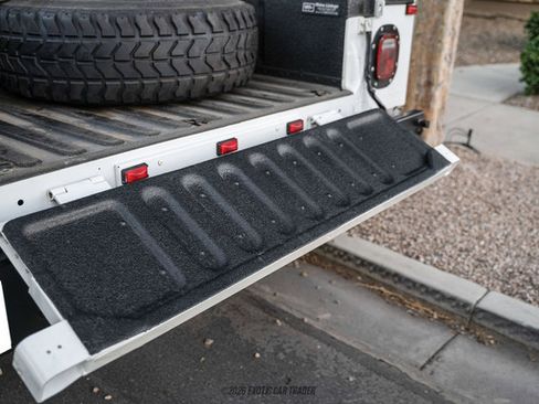 Used 1994 HUMMER H1 4-Door Hard Top AWD/4WD image 63