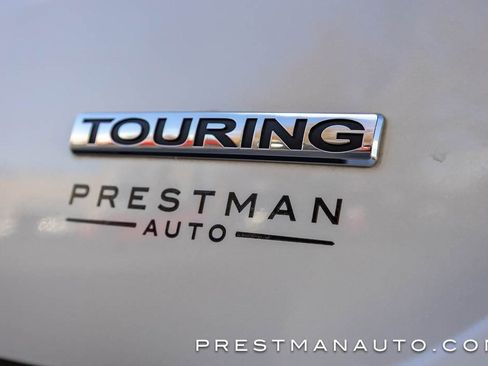 Used 2024 Honda Odyssey Touring image 14