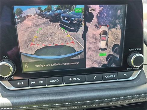 Used 2021 Nissan Rogue SV FWD image 13