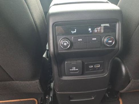 Used 2023 GMC Acadia AT4 AWD/4WD image 15