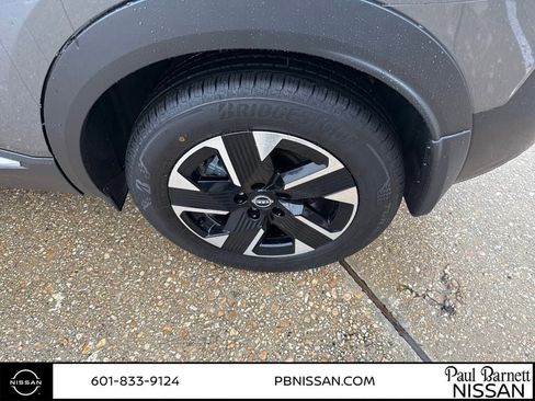 New 2025 Nissan Kicks SV image 22